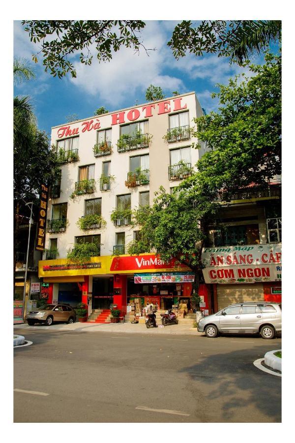 Thu Ha Hotel Uong Bi Buitenkant foto